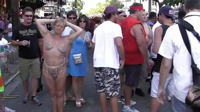 Canotaje A la videos xxx en audio latino mierda