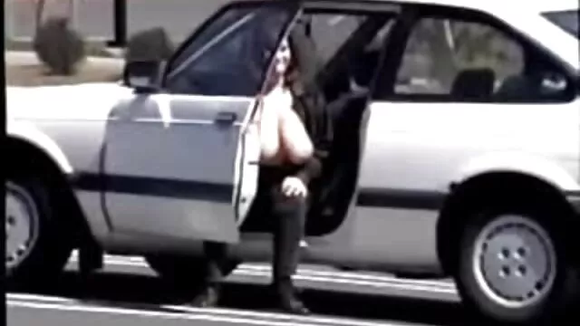 Adolescente trabajando phorno latino duro para orgasmos y semen