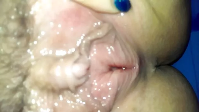 Rubia caliente recibe una carga en sus enormes tetas peliculas xxx en español latino gratis
