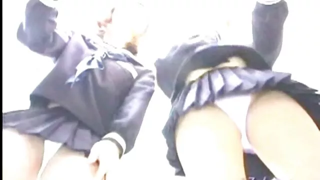 Mofos - sudamericanas tetonas Conozco a esa chica - Bubblegum Cutie se burla de su hombre